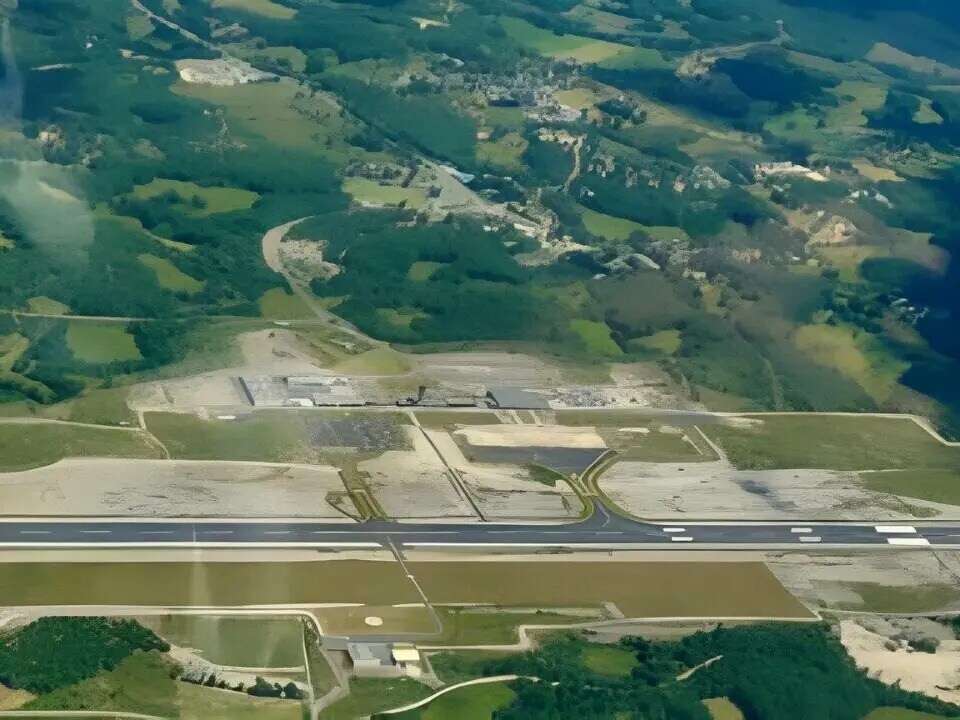 Terrain dans Brive-la-Gaillarde à vendre Aérien– Image 1 sur 2