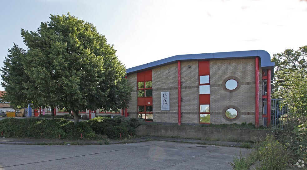 Rodney Way, Chelmsford à vendre - Photo de l’immeuble – Image 2 sur 2