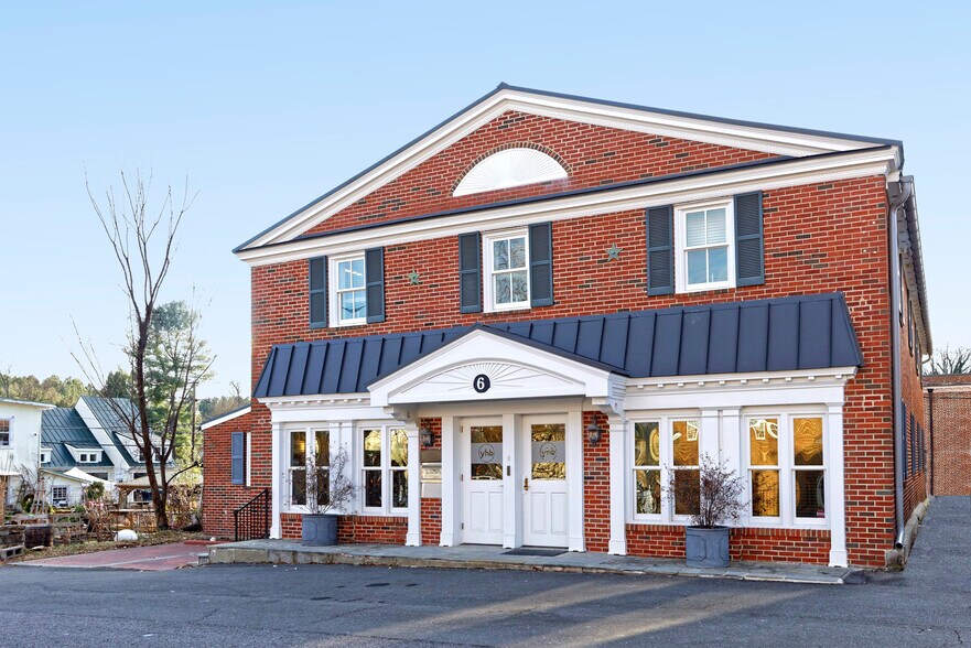 6 S Pendleton St, Middleburg, VA à vendre - Photo de l’immeuble – Image 2 sur 33