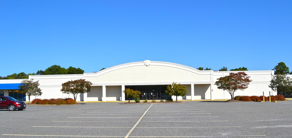 2292 York River Crossing, Gloucester, VA à louer - Photo de l’immeuble – Image 3 sur 6