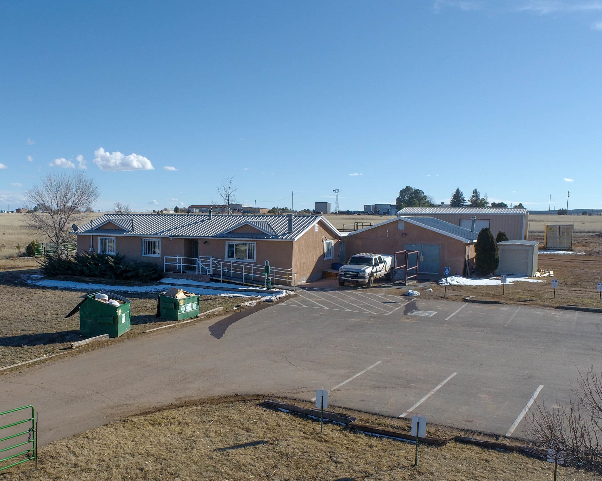 2126 Hwy 333 Hwy 333, Edgewood, NM à vendre Photo principale– Image 1 sur 4