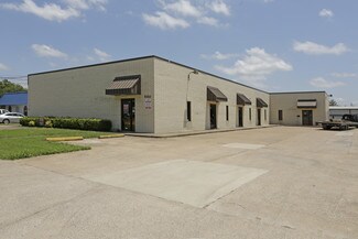 Plus de détails pour 8358 Moberly Ln, Dallas, TX - Local d'activités à louer