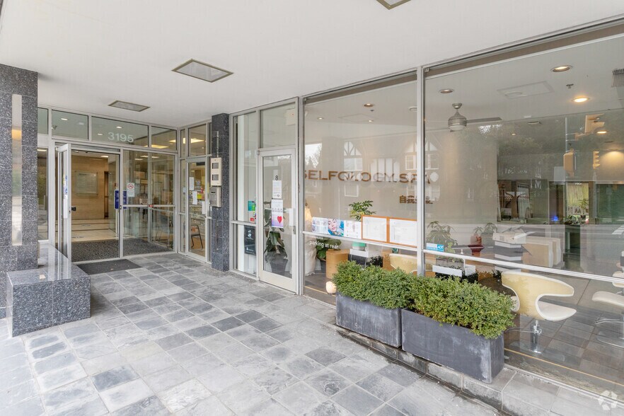 3195 Granville St, Vancouver, BC à louer - Photo de l’immeuble – Image 3 sur 6
