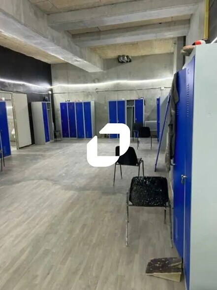 Local commercial dans Nogent-sur-Marne à louer - Photo de l’immeuble – Image 3 sur 10