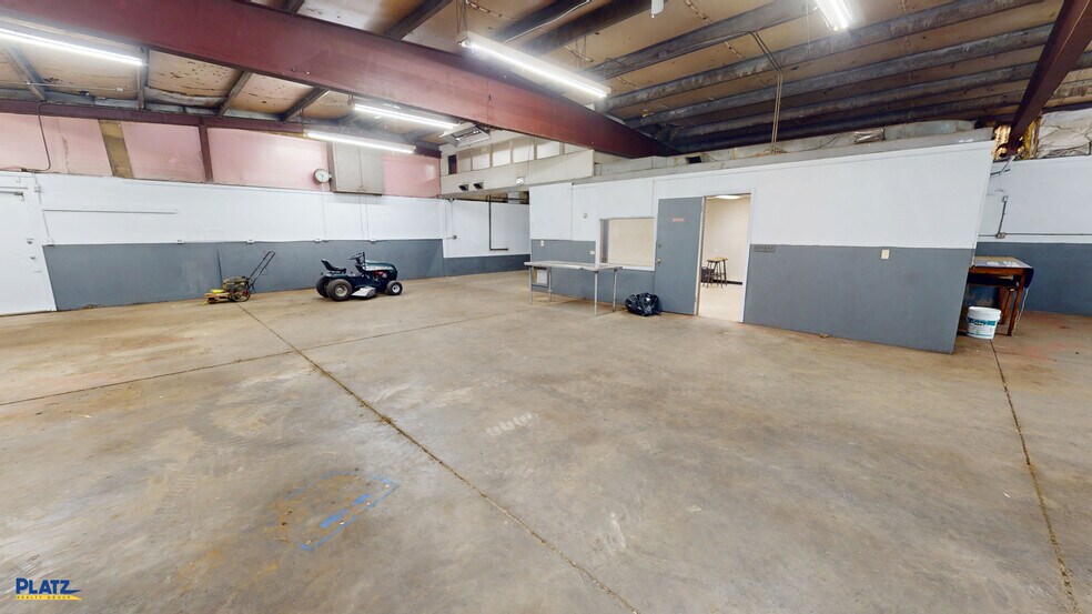 4428 Center Rd, Poland, OH à louer - Photo de l’immeuble – Image 2 sur 10