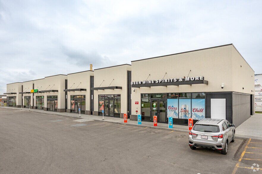 12719 156 St NW, Edmonton, AB à louer - Photo principale – Image 1 sur 1