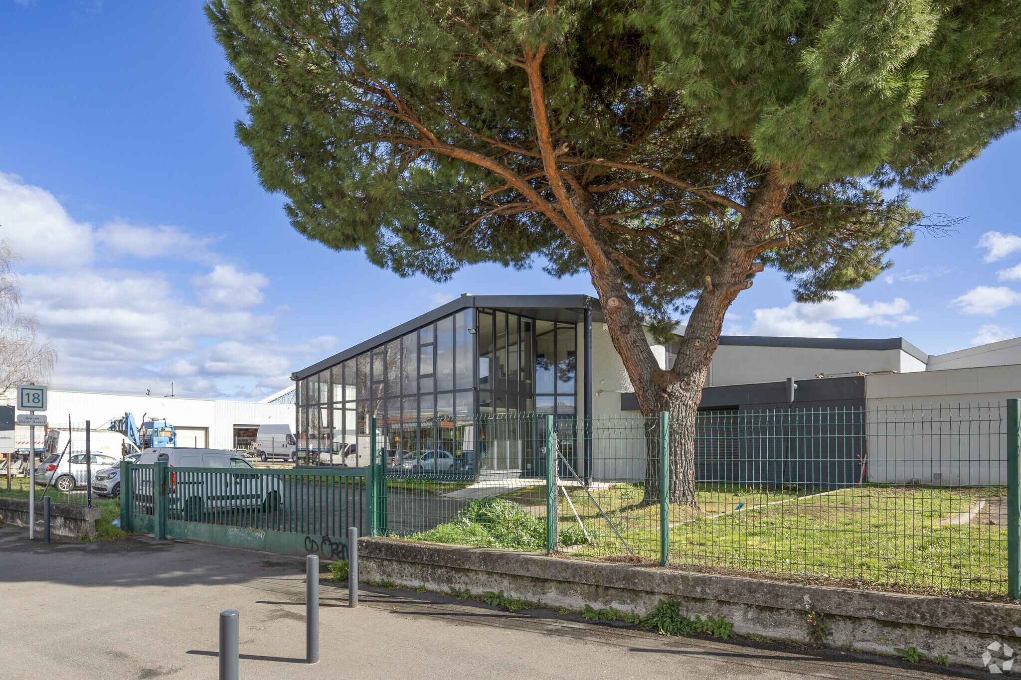 18 Avenue Didier Daurat, Toulouse à louer Photo principale– Image 1 sur 12