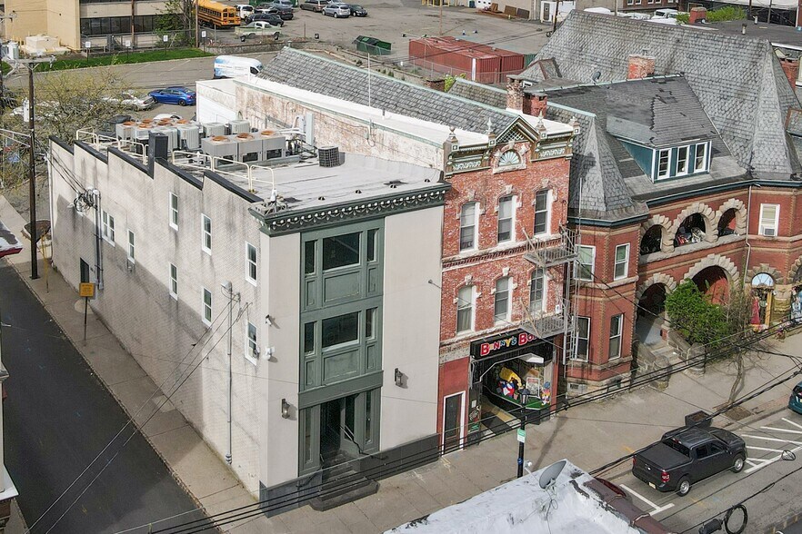 170-172 Spring St, Newton, NJ à vendre - Photo de l’immeuble – Image 3 sur 59