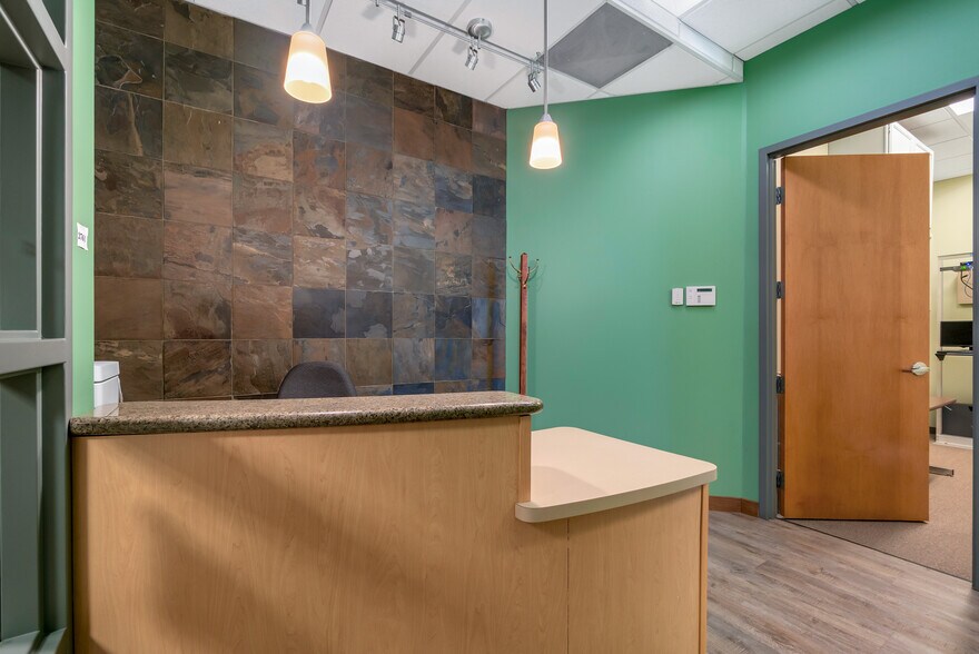 2761 W 120th Ave, Westminster, CO à vendre - Photo de l’immeuble – Image 3 sur 25