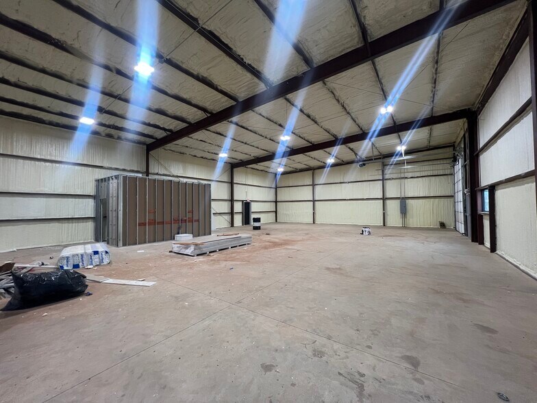 1035 NW 112th St, Oklahoma City, OK à louer - Photo intérieure – Image 3 sur 5