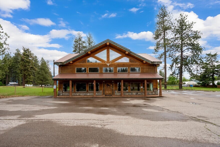 2400 9th St W, Columbia Falls, MT à vendre - Photo de l’immeuble – Image 1 sur 61