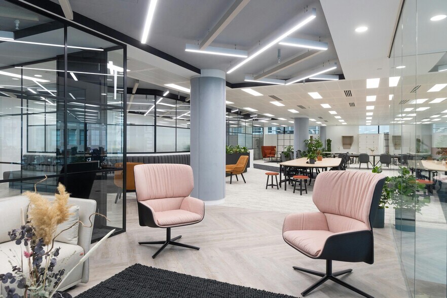 1 Tudor St, Londres à louer - Photo de l’immeuble – Image 3 sur 25