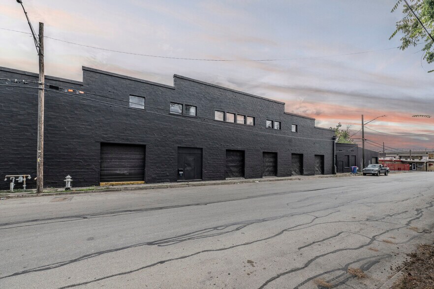 200 Seguin St, San Antonio, TX à louer - Photo de l’immeuble – Image 1 sur 15