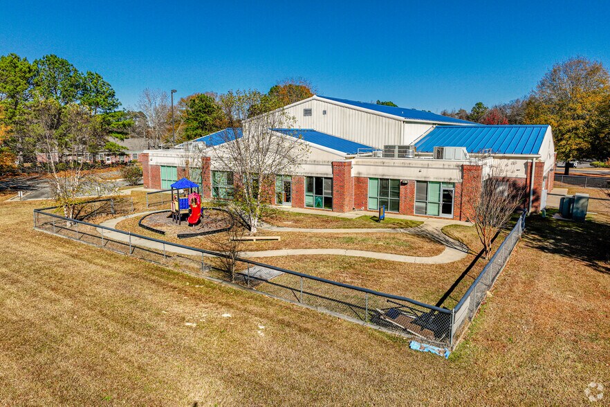 192 Hill Top Dr, Garysburg, NC à vendre - Photo de l’immeuble – Image 3 sur 22
