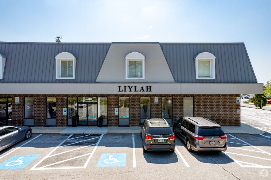 3709-3725 Old Court Rd, Pikesville, MD à louer - Photo de l’immeuble – Image 3 sur 9