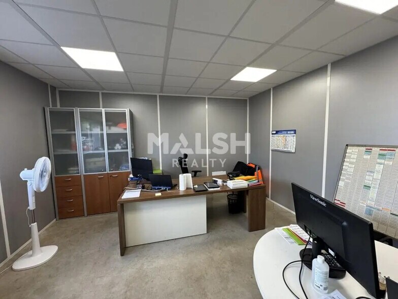 Bureau dans Sorbiers à louer - Photo de l’immeuble – Image 2 sur 3