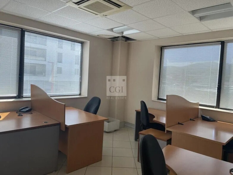 Bureau dans Chambéry à louer - Photo de l’immeuble – Image 1 sur 4