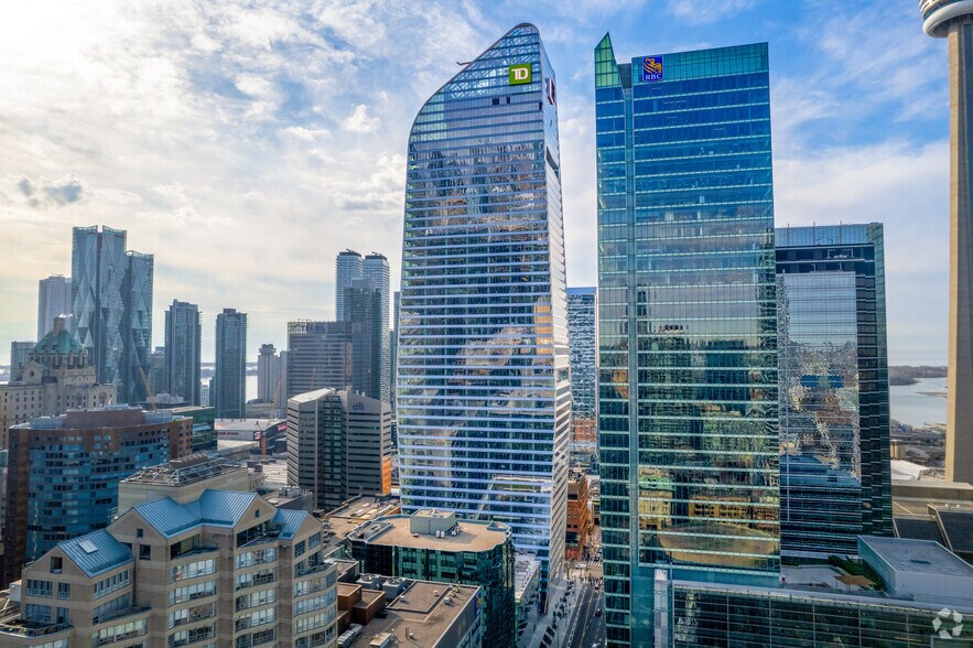 160 Front St W, Toronto, ON à louer - Photo de l’immeuble – Image 2 sur 5