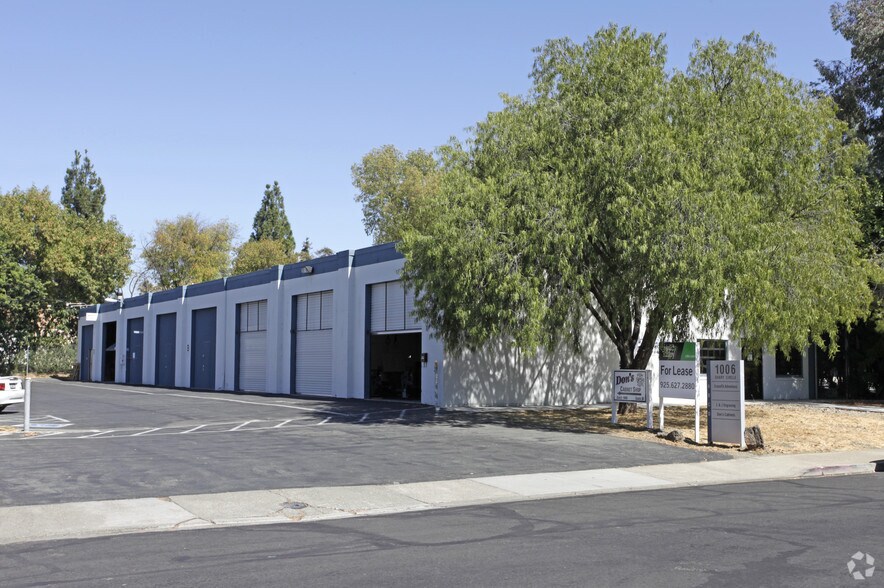 1006 Shary Cir, Concord, CA à louer - Photo principale – Image 1 sur 2