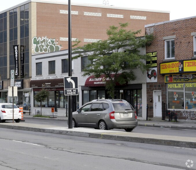 8559-8567 Boul Saint-Laurent, Montréal, QC à louer - Photo principale – Image 1 sur 2