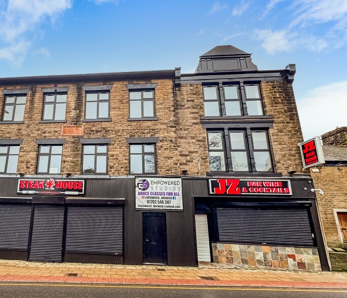 116-120 Lee Ln, Bolton à louer - Photo de l’immeuble – Image 2 sur 3