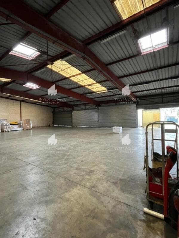 Plus de détails pour 10 Rue Jacques Anquetil, Garges-lès-Gonesse - Local d’activités à vendre