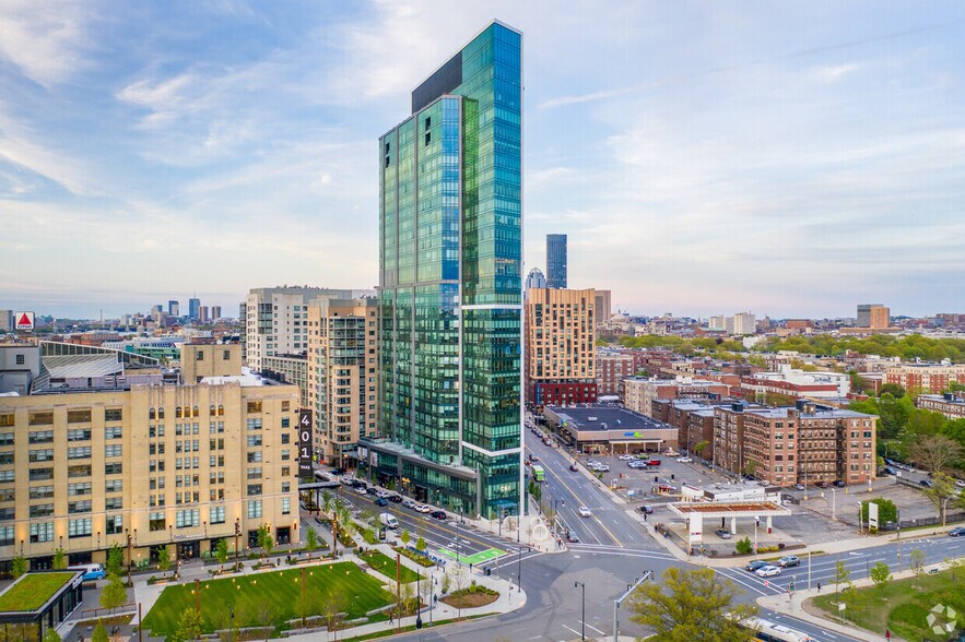 1393 Boylston St, Boston, MA à louer - Photo de l’immeuble – Image 1 sur 13