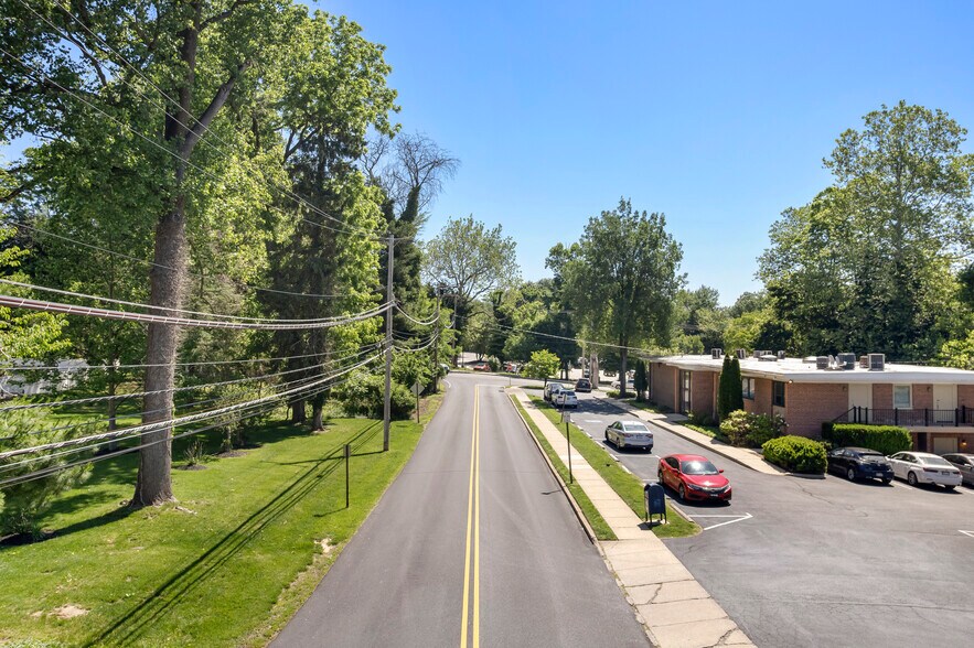 1410 Russell Rd, Paoli, PA à louer - Photo de l’immeuble – Image 3 sur 9