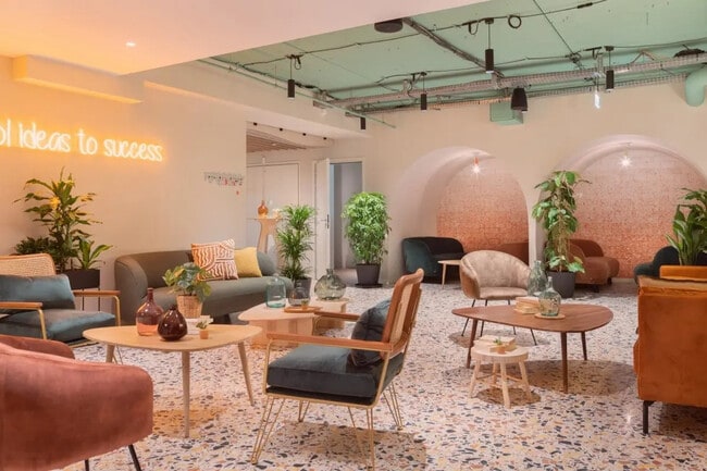 Plus de détails pour 40 Avenue Des Terroirs De France, Paris - Coworking à louer