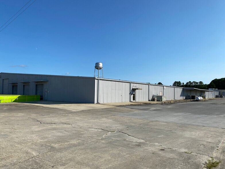 509 R Bell Fork -1, Jacksonville, NC à louer - Photo de l’immeuble – Image 3 sur 5