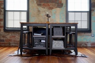 689 Central Ave, Saint Petersburg, FL à louer Photo intérieure– Image 2 sur 4