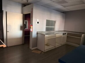 43535 Gadsden Ave, Lancaster, CA à louer Photo intérieure– Image 1 sur 4