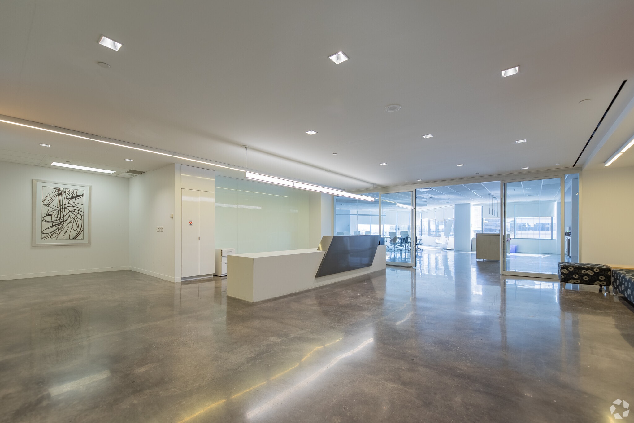 55 Commerce Valley Dr W, Markham, ON à louer Photo intérieure– Image 1 sur 4