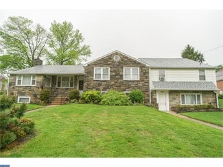 Plus de détails pour 1 N Ormond Ave, Havertown, PA - Bureau à louer