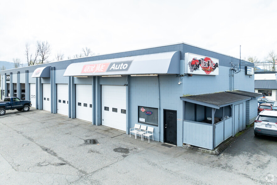 44344 Yale Rd, Chilliwack, BC à louer - Photo principale – Image 1 sur 2