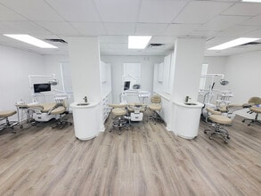 5200 N Armenia Ave, Tampa, FL à louer Photo intérieure– Image 1 sur 18