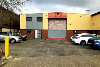 Plus de détails pour Woodall Rd, Enfield - Local d'activités à louer