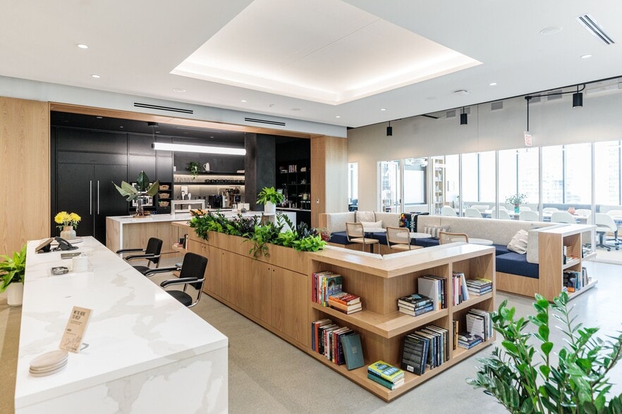 448 N LaSalle Dr, Chicago, IL à louer - Photo intérieure – Image 1 sur 9