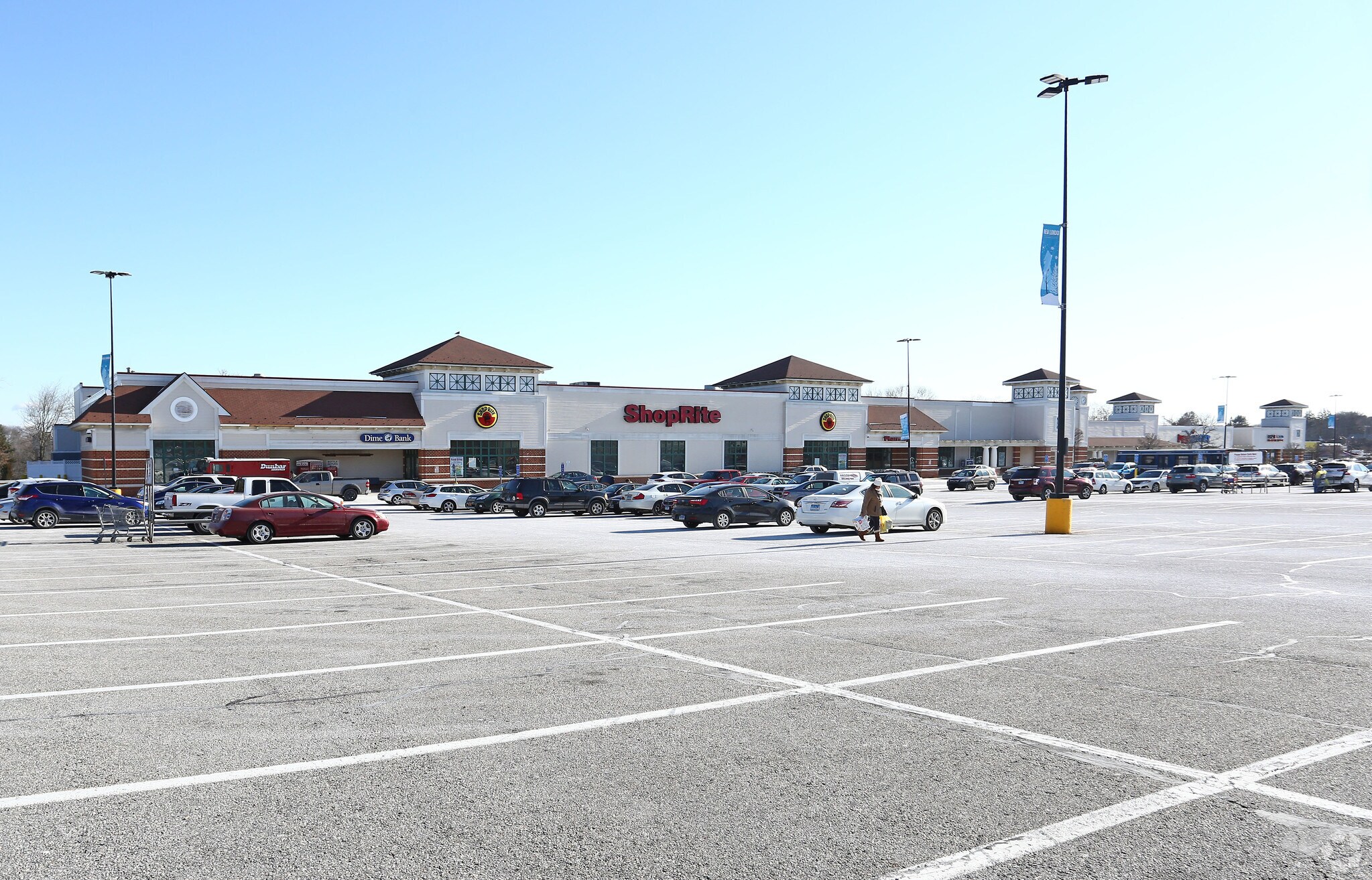 351 N Frontage Rd, New London, CT à louer Photo principale– Image 1 sur 8