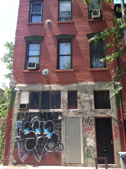 108 Marcy Ave, Brooklyn, NY à louer - Photo de l’immeuble – Image 2 sur 2