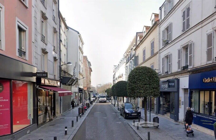 Local commercial dans Enghien-les-Bains à louer - Photo de l’immeuble – Image 2 sur 3