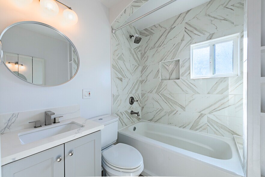 1824 10th St, Santa Monica, CA à vendre - Photo de l’immeuble – Image 3 sur 11