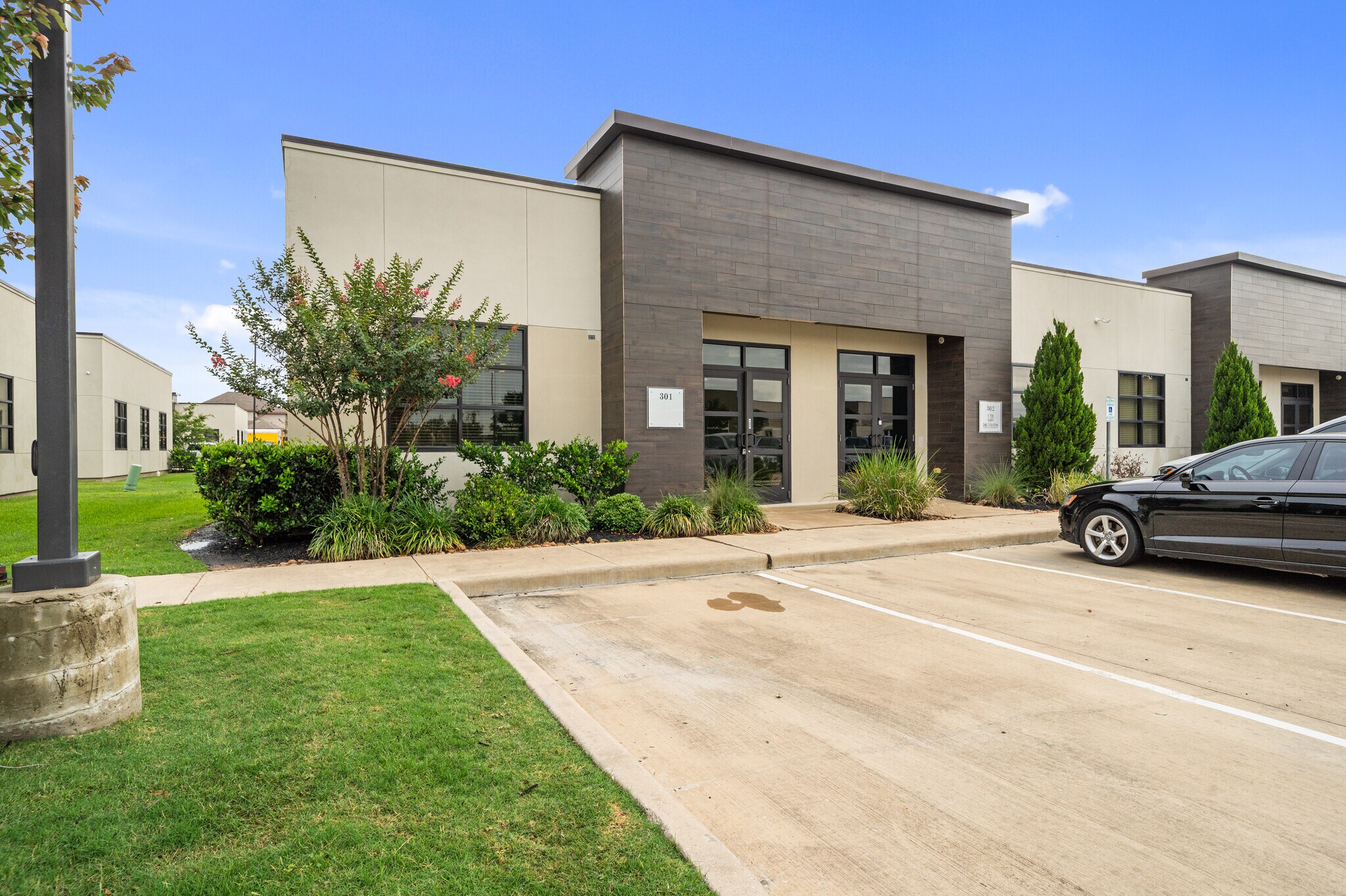 8118 Fry Rd, Cypress, TX à louer Photo de l’immeuble– Image 1 sur 11