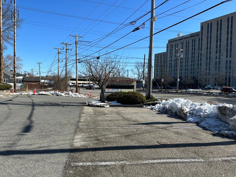 963 Chelmsford St, Lowell, MA à louer - Photo de l’immeuble – Image 3 sur 29