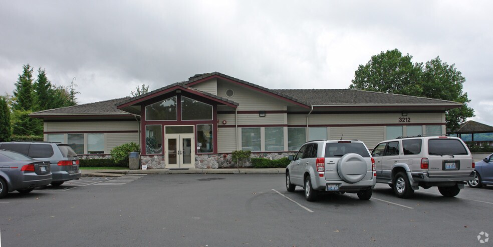 3212 Byron St, Silverdale, WA à vendre - Photo de l’immeuble – Image 2 sur 2