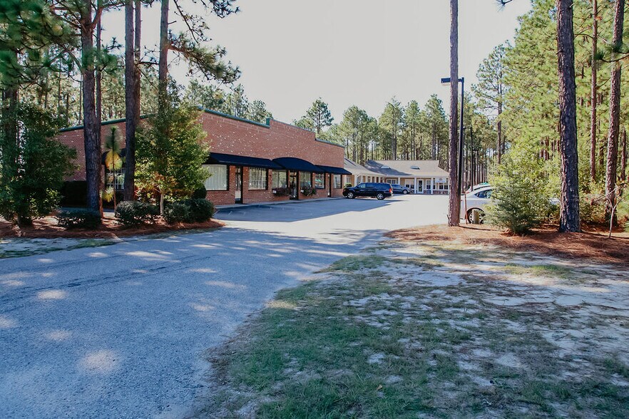 3060 Highway 5, Aberdeen, NC à louer - Photo de l’immeuble – Image 2 sur 4