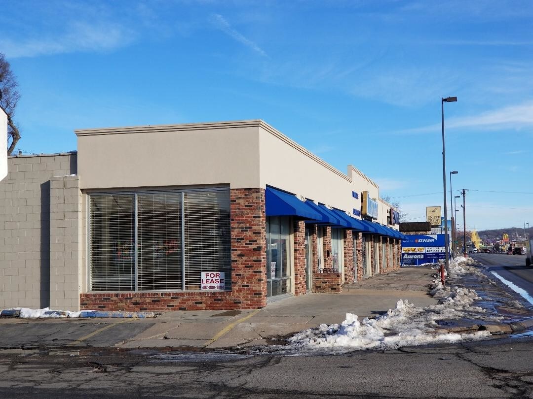 1920 W Broadway, Council Bluffs, IA à louer Photo de l’immeuble– Image 1 sur 4