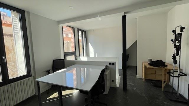 Bureau dans Saint-Denis à louer - Photo intérieure – Image 3 sur 6
