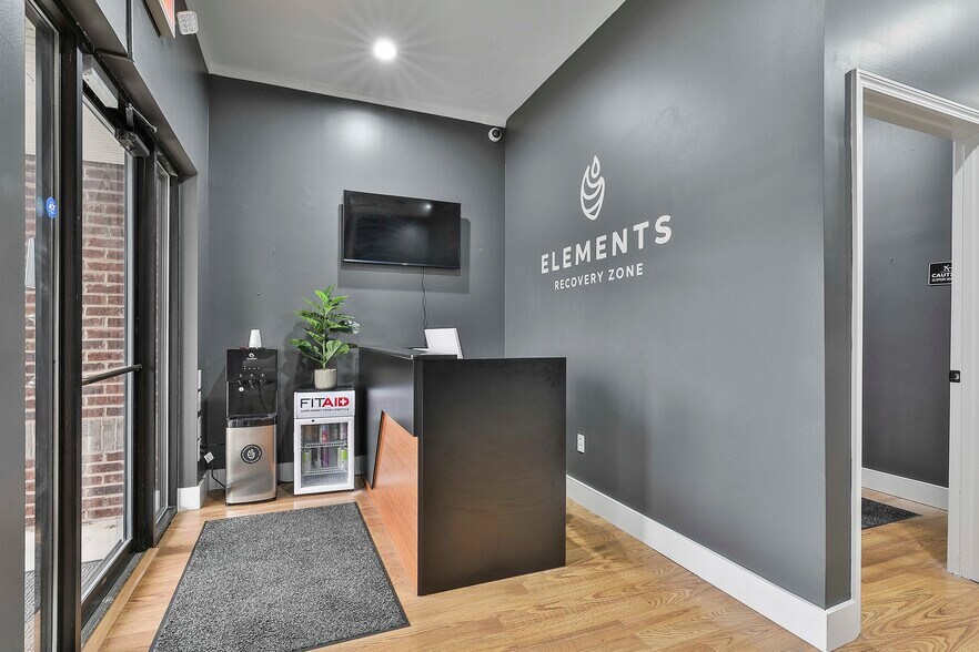 1065 Sullivan Rd, Newnan, GA à louer - Photo de l’immeuble – Image 3 sur 7