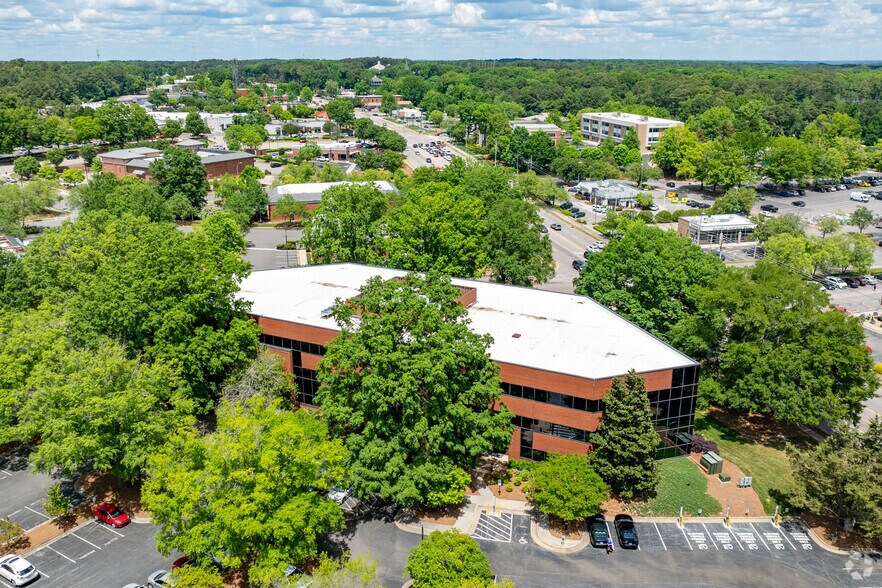6131 Falls of Neuse Rd, Raleigh, NC à louer - Aérien – Image 2 sur 23